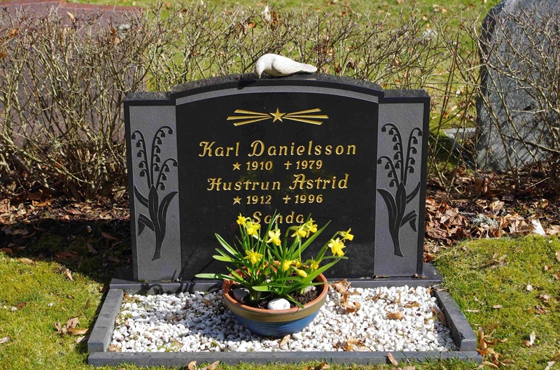 Grave number: 6 1   192-193