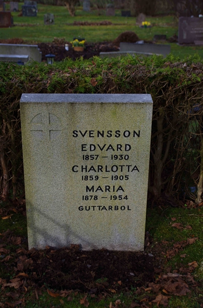Grave number: 6 2   357
