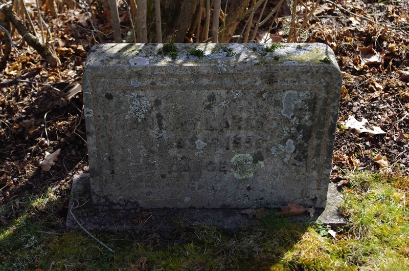 Grave number: 6 4   105