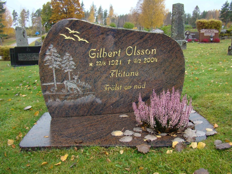 Grave number: 10 Ös 01    64