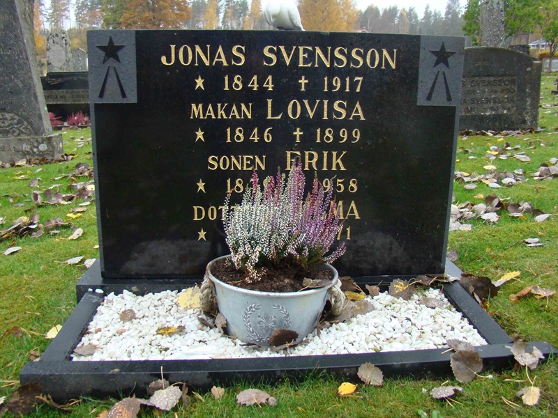 Grave number: 10 Ös 01   144-145