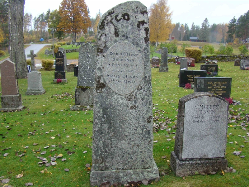 Grave number: 10 Ös 01    92