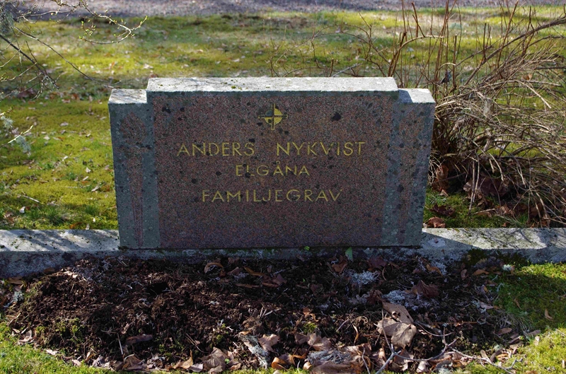 Grave number: 6 4    77