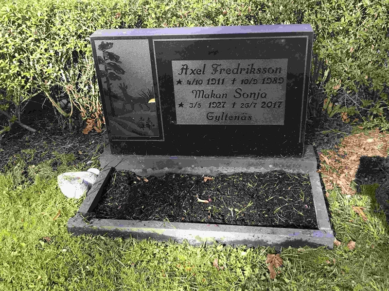 Grave number: 6 1   315-316