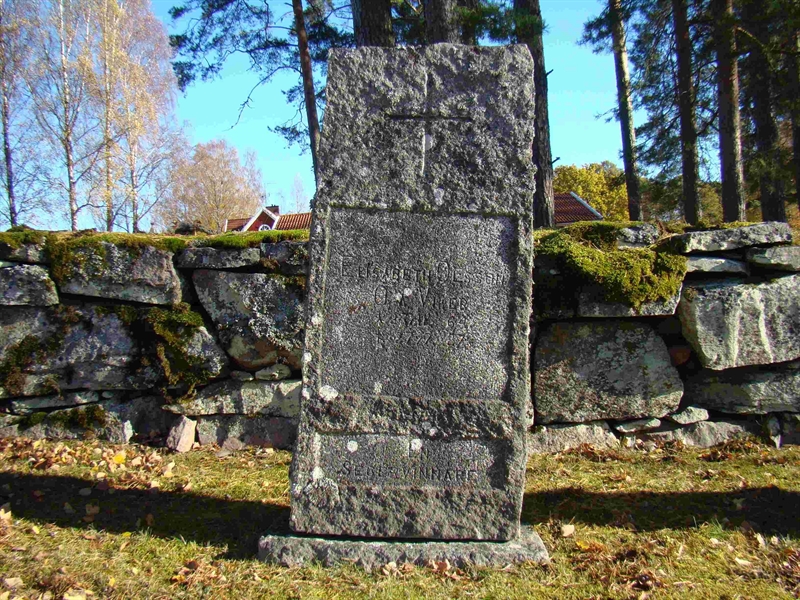 Grave number: 10 Ös 03   140