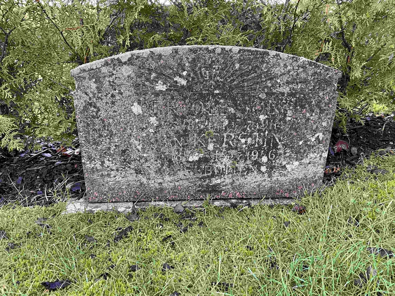 Grave number: 9 Ga 02   113C