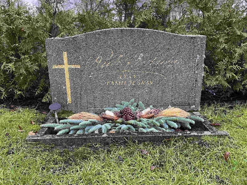 Grave number: 9 Ga 03    75
