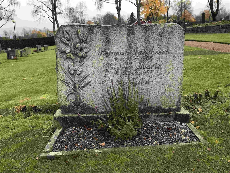 Grave number: 9 Me 04   127
