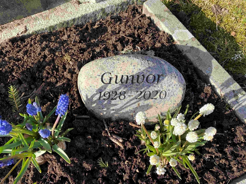 Grave number: 9 Ga 03   155