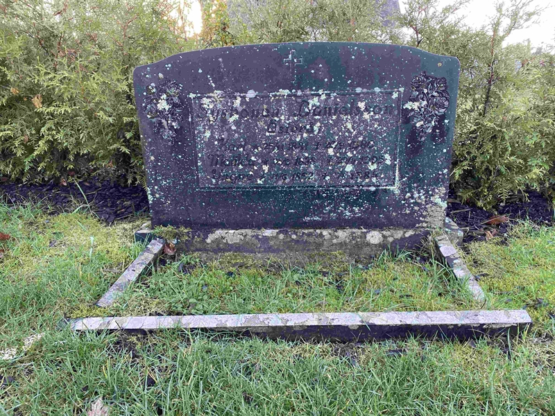 Grave number: 9 Ga 02   209