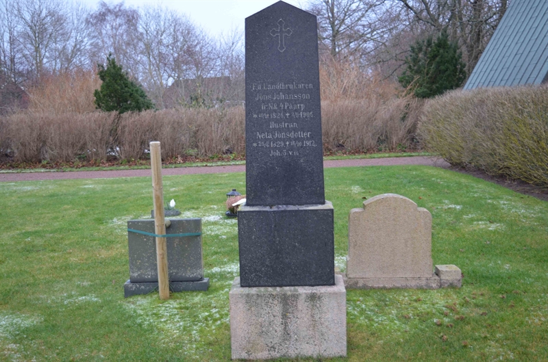 Grave number: TR 2B   233d