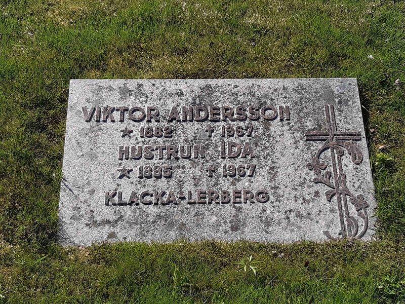Grave number: KA 04    27