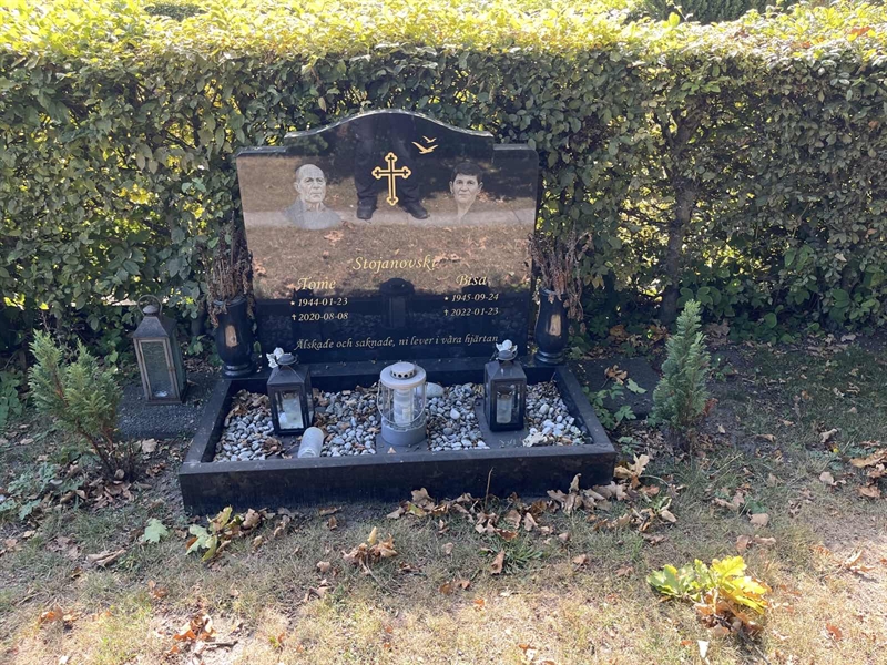 Grave number: NK XI    69