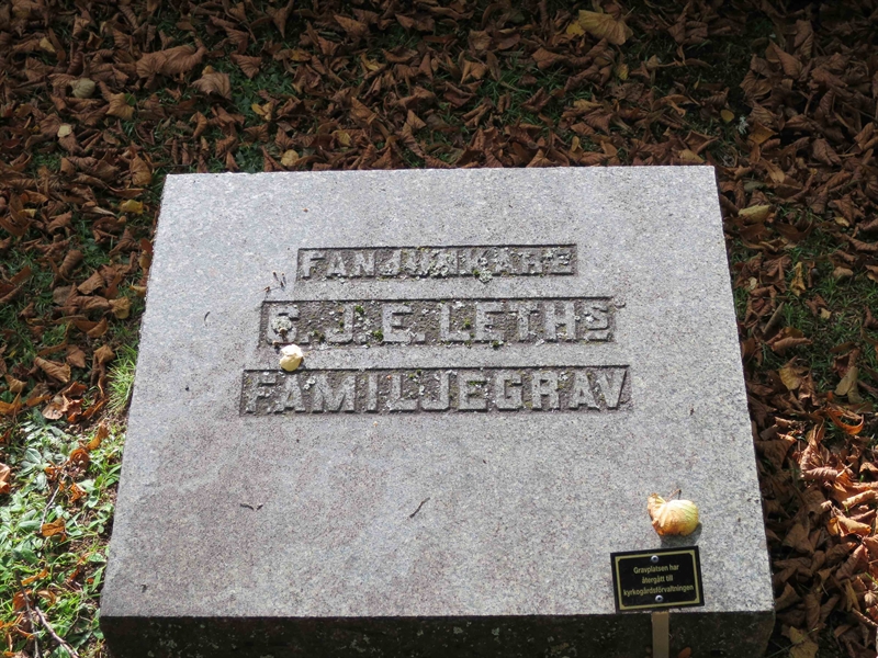 Grave number: HÖB 1     3