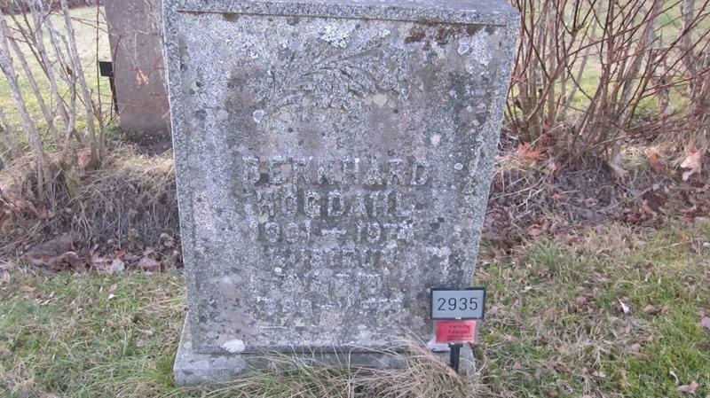 Grave number: KG H  2934, 2935