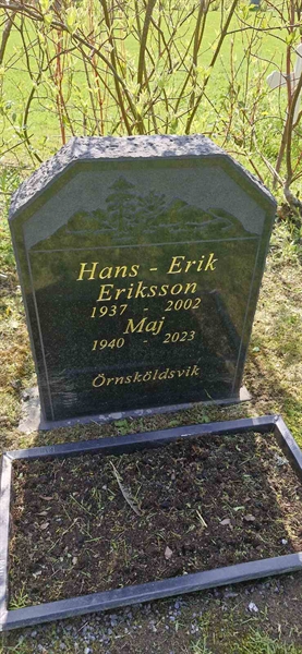 Hautatunnus: 2 HÄGGE 210