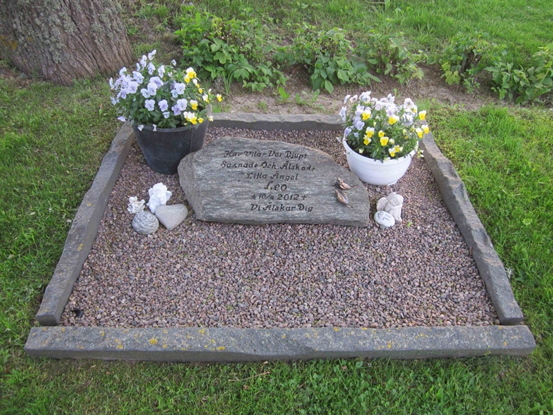 Grave number: 06 H    8