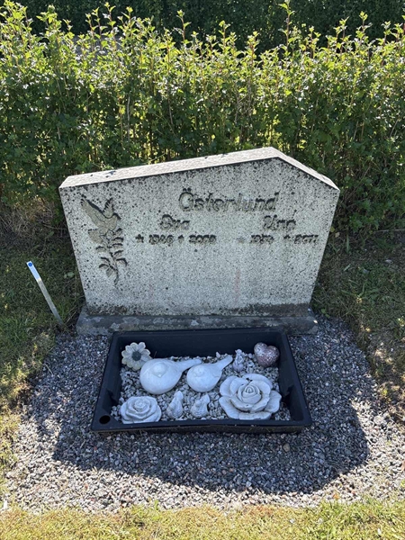 Grave number: 4 G GJ    27