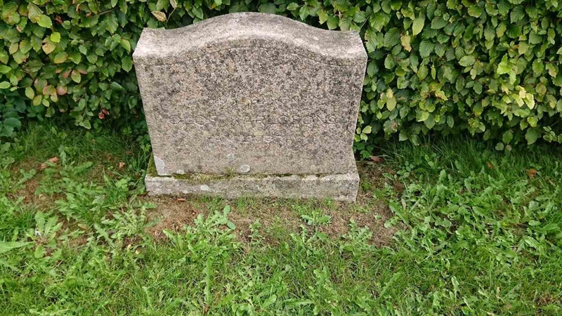 Grave number: AK 01   118