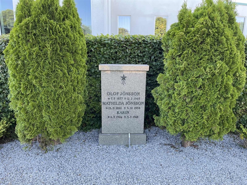Grave number: NK E     7