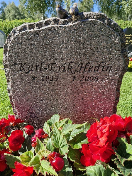 Grave number: AK D  6245