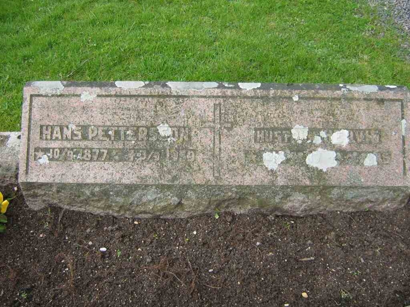 Grave number: LK 1  32602-32603