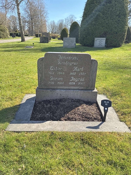 Grave number: 22 B    63