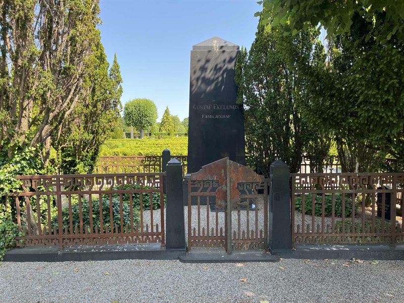 Grave number: NK IV   155