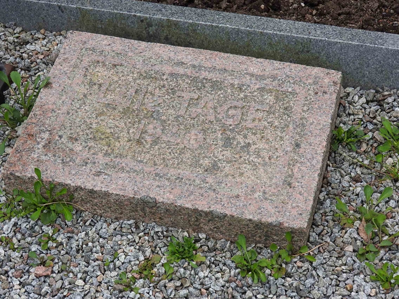 Gravnummer: BK H    27-28