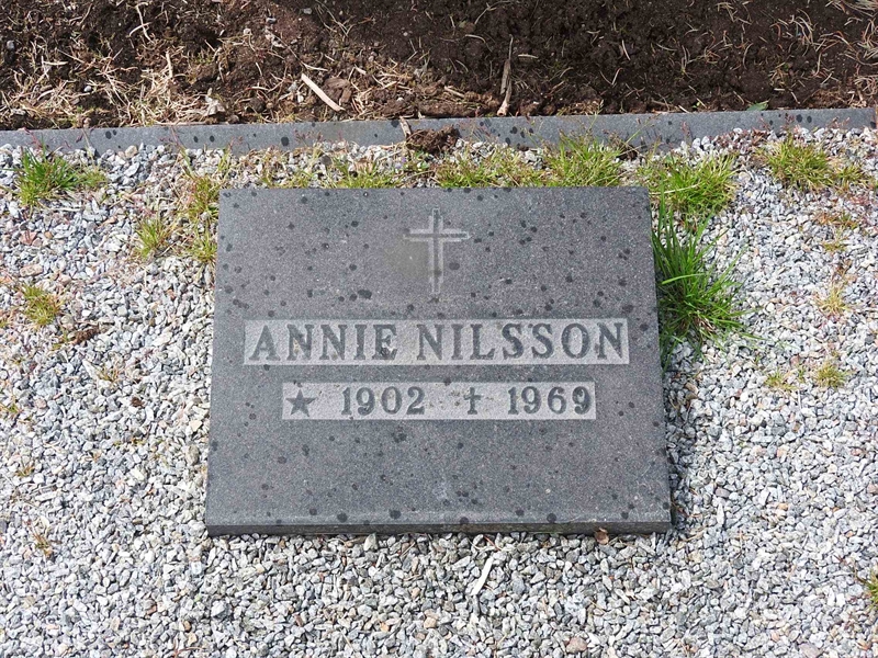 Gravnummer: BK H    58-59