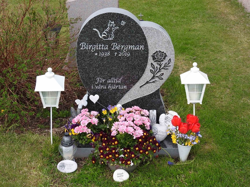 Gravnummer: BK J   106