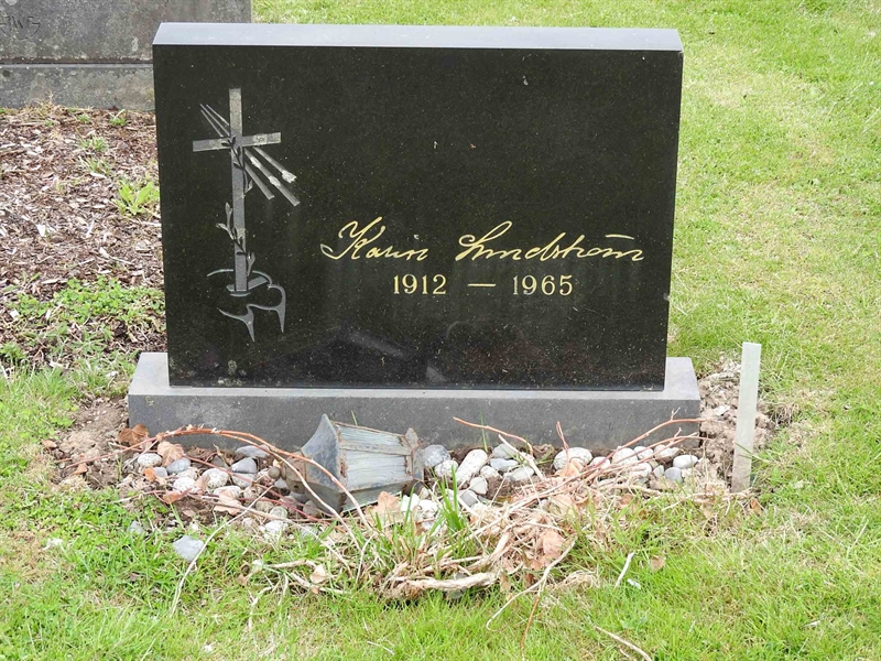 Gravnummer: BK J     7