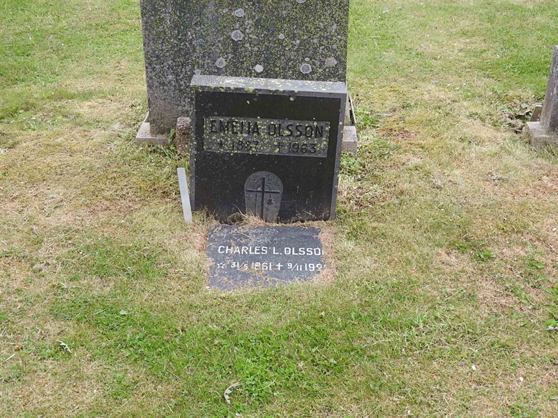 Gravnummer: BK L    70