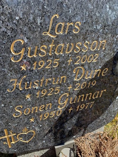 Grave number: 1 ÖK   77