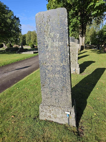 Grave number: Fr 4   364-365