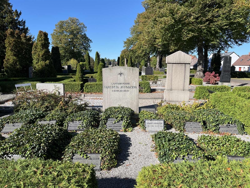 Grave number: VK II   122