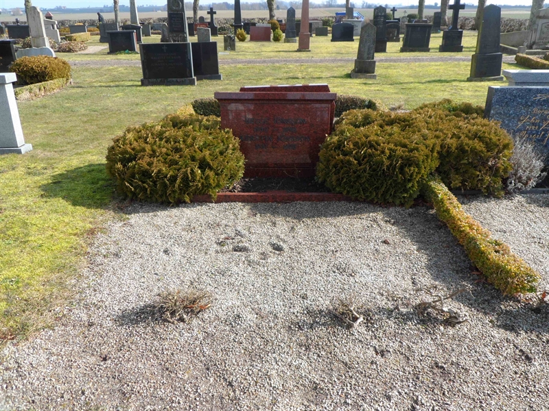 Grave number: VK E     8
