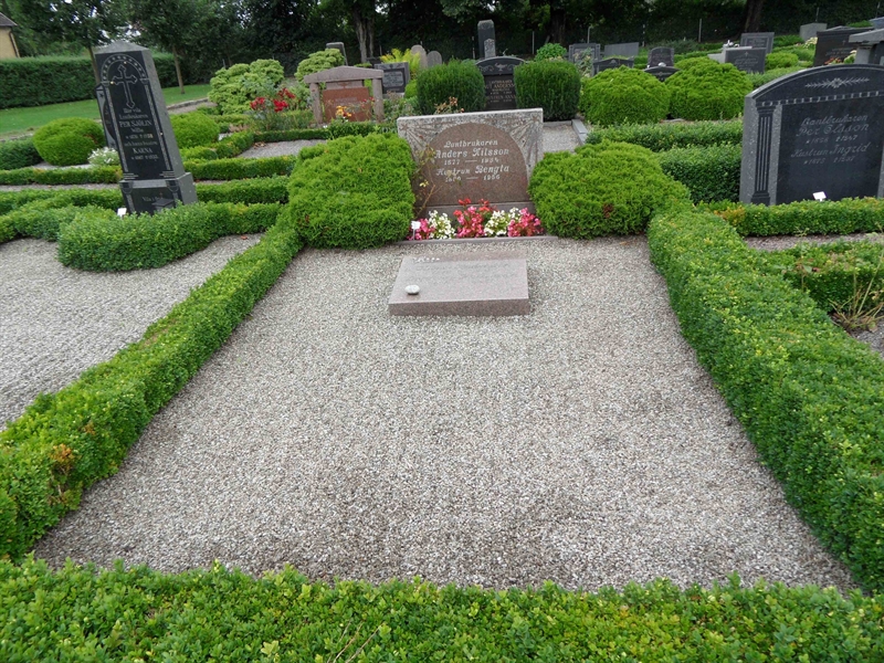 Grave number: VK D    11