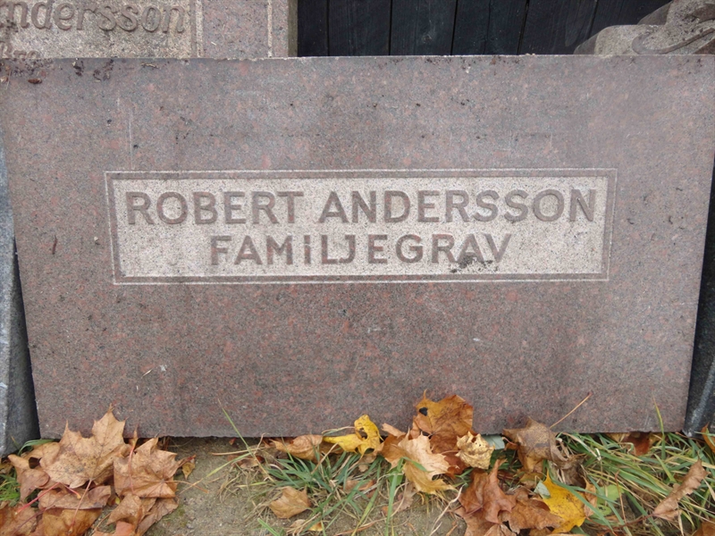 Grave number: 1 D   114