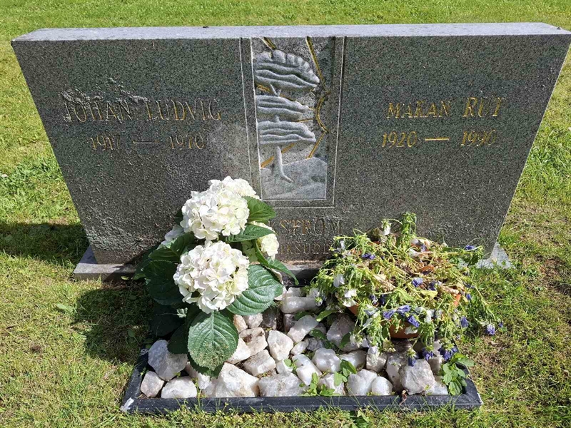 Grave number: 001 2   641