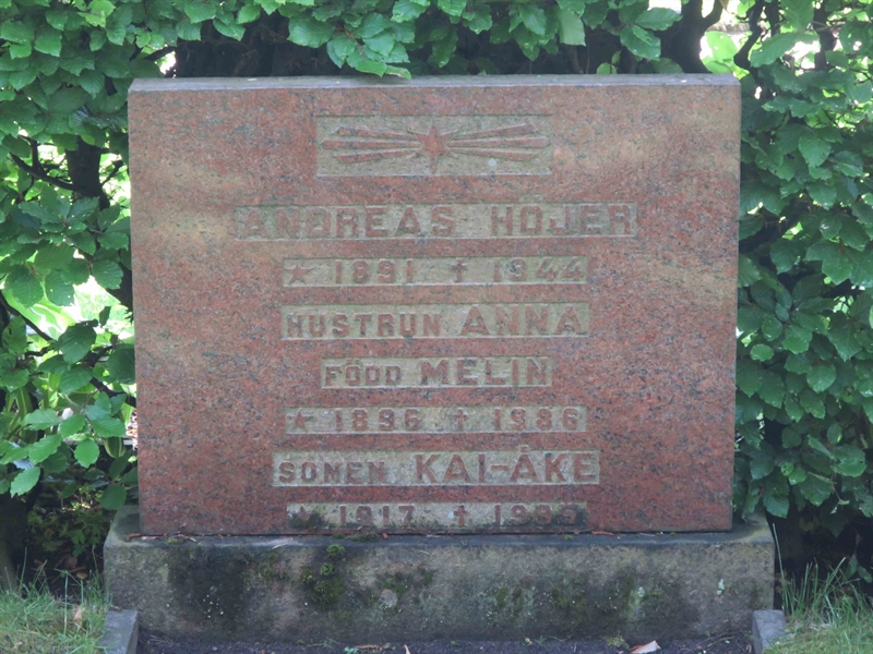 Grave number: HÖB 24     5