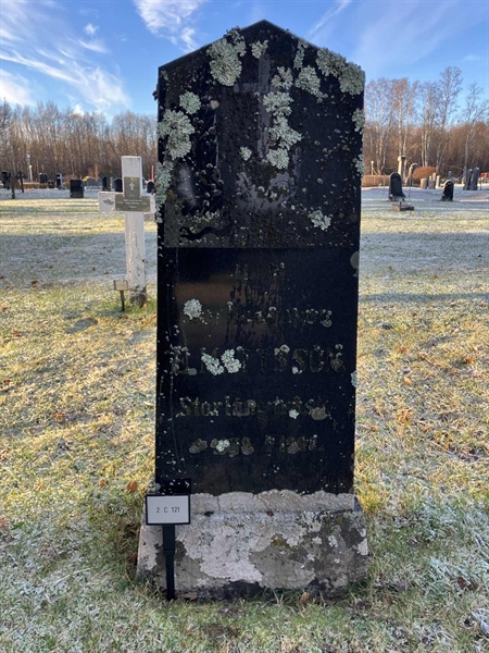 Gravnummer: 2 C   121