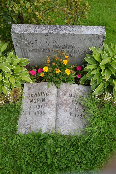 Grave number: 2 D   269