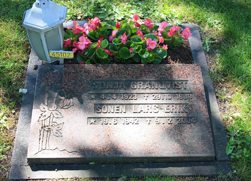 Grave number: Ö 45   102