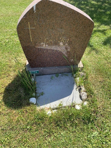 Grave number: R 07   114