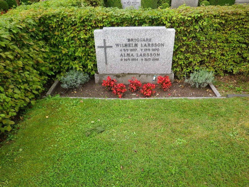 Grave number: OS N    71, 72