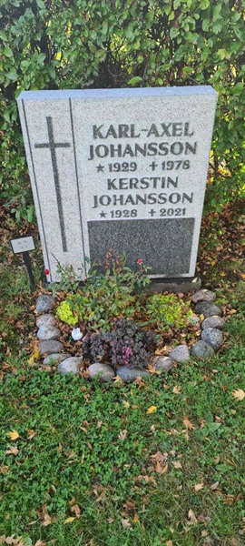 Grave number: M 14   73