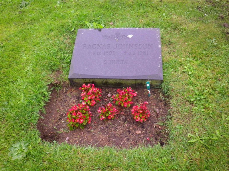Grave number: LO D     3