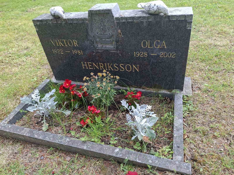 Grave number: 001 2  1525
