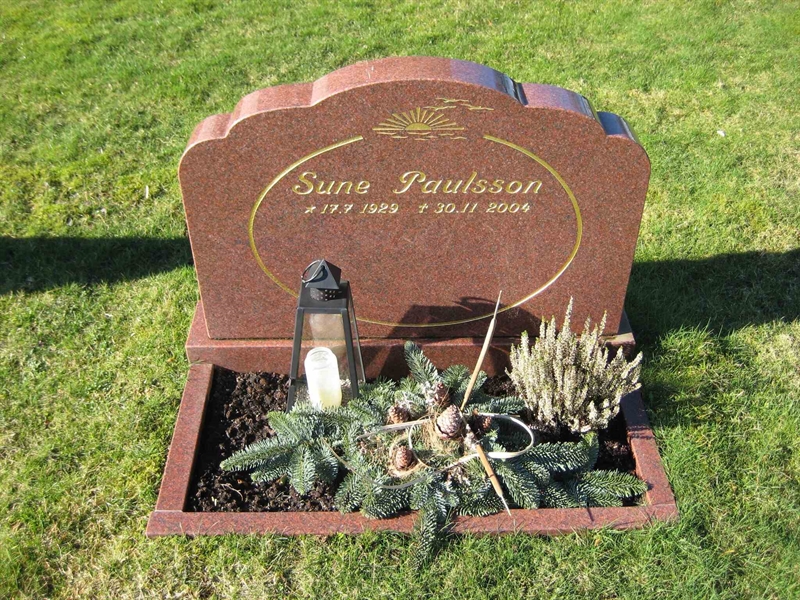 Grave number: ÖKK 7    18